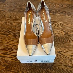 Lintervalle Silver PVC Pumps